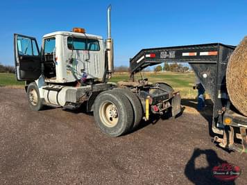 Main image International 8100